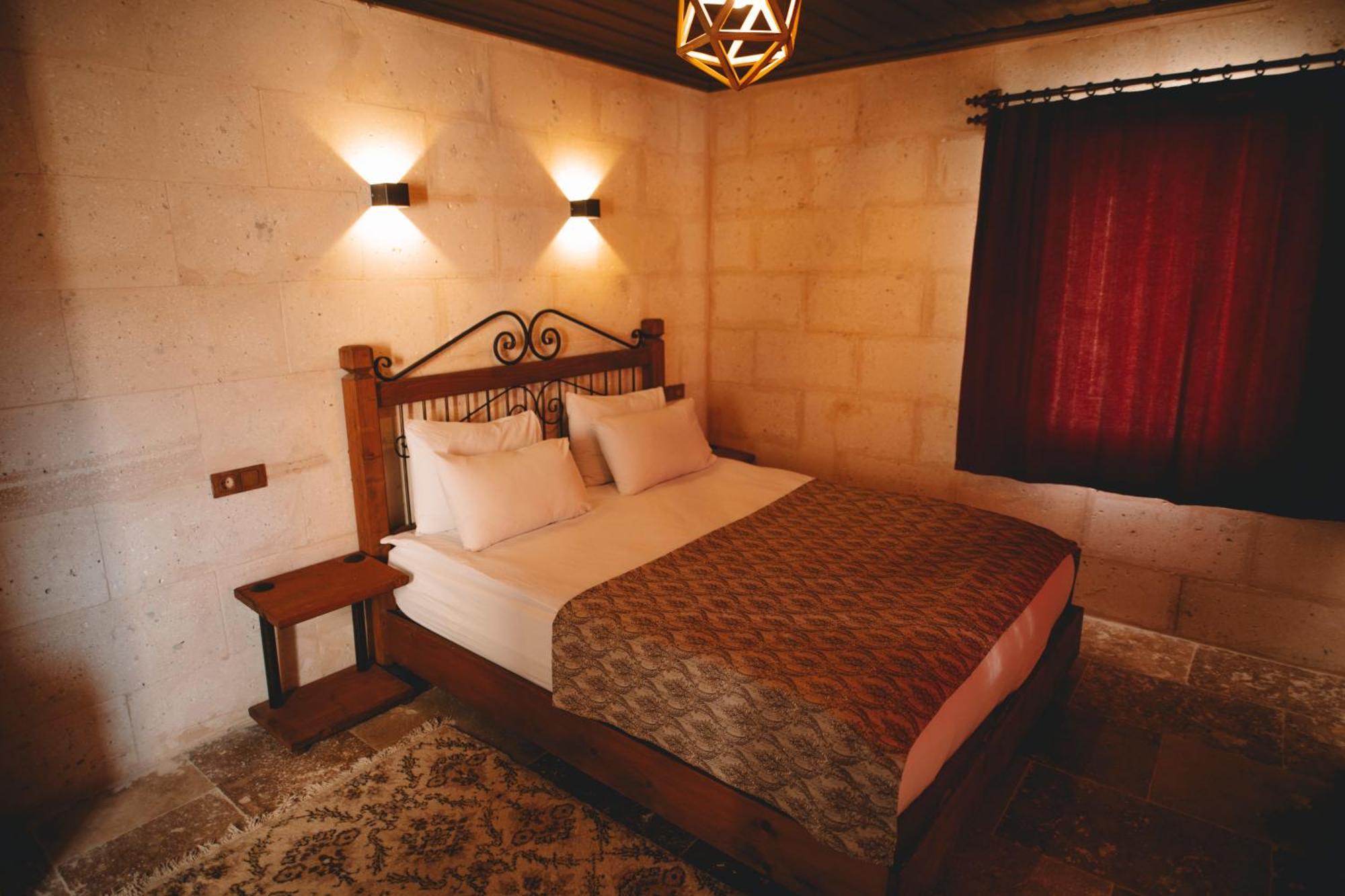 Cavusin Cave House-Cappadocia Bed and Breakfast Göreme Eksteriør billede