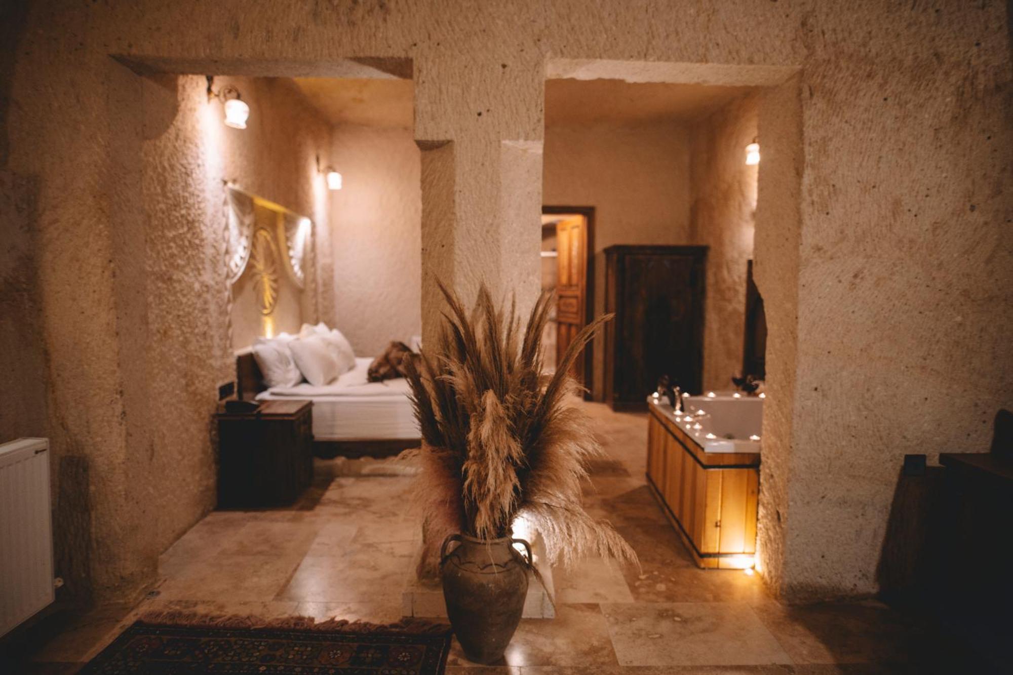 Cavusin Cave House-Cappadocia Bed and Breakfast Göreme Eksteriør billede